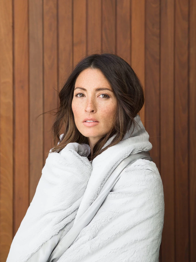 Little Giraffe Luxe Throw Décor 2 Little Giraffe Luxe Throw Décor