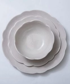 Relish Tabletop Scallop Dinner Plate