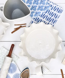 Coton Color Tabletop Signature Ruffle Pie Plate